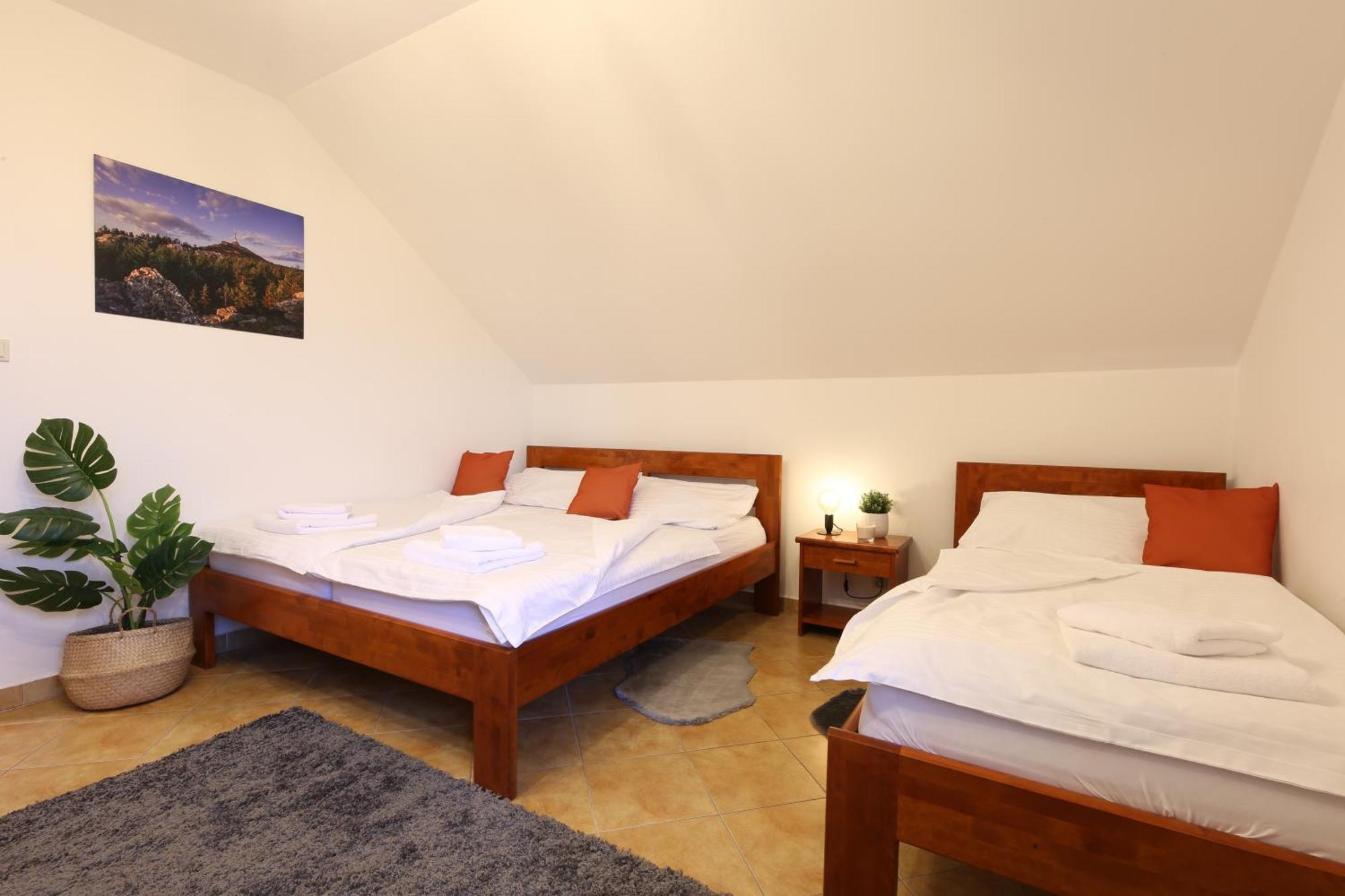 Upati Jestedu - Apartmany Liberec Pokój zdjęcie