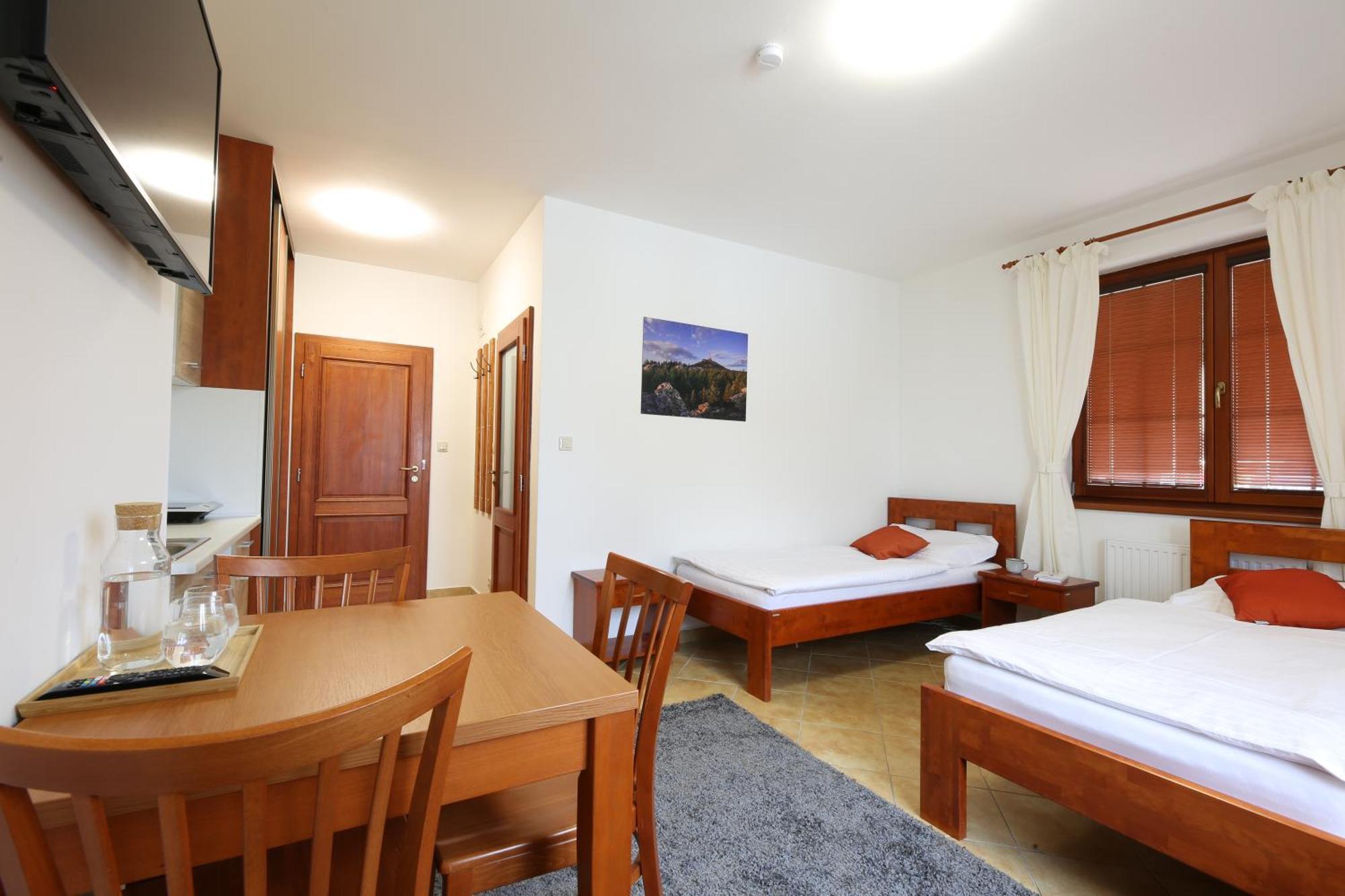 Upati Jestedu - Apartmany Liberec Pokój zdjęcie